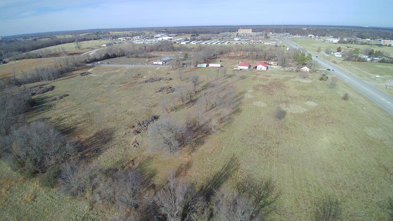 701 US Highway 59, West Siloam Springs, OK 74338