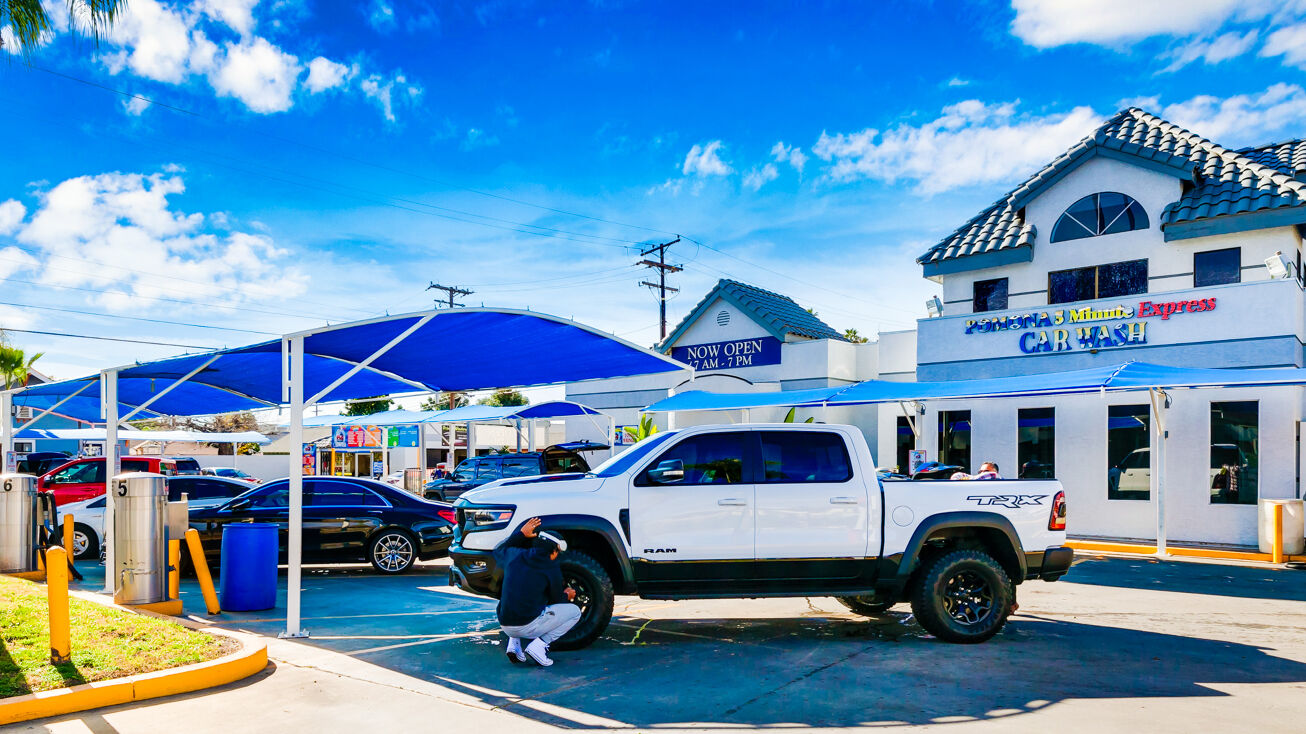 530 E Holt Ave, Pomona, CA 91767