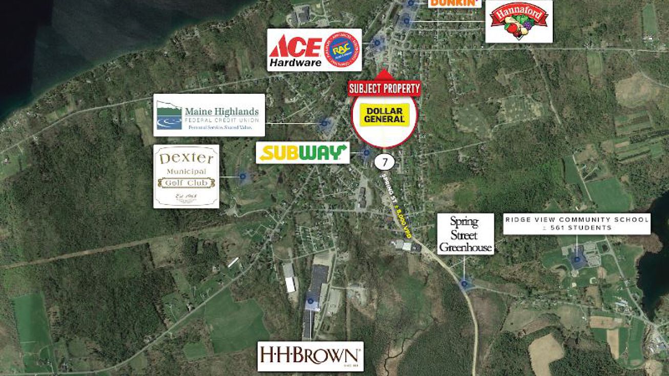 33 Spring St, Dexter, ME 04930