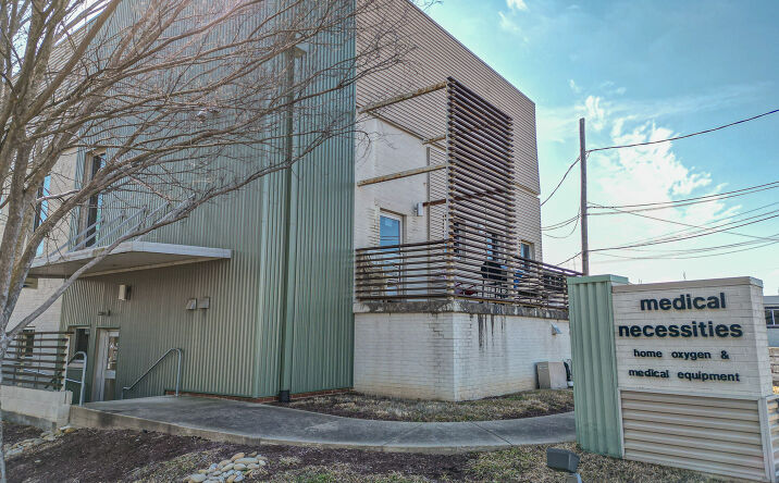 Pictures of Mixed Use property located at 1811 Charlotte Ave, Nashville, TN 37203 for sales - image #1