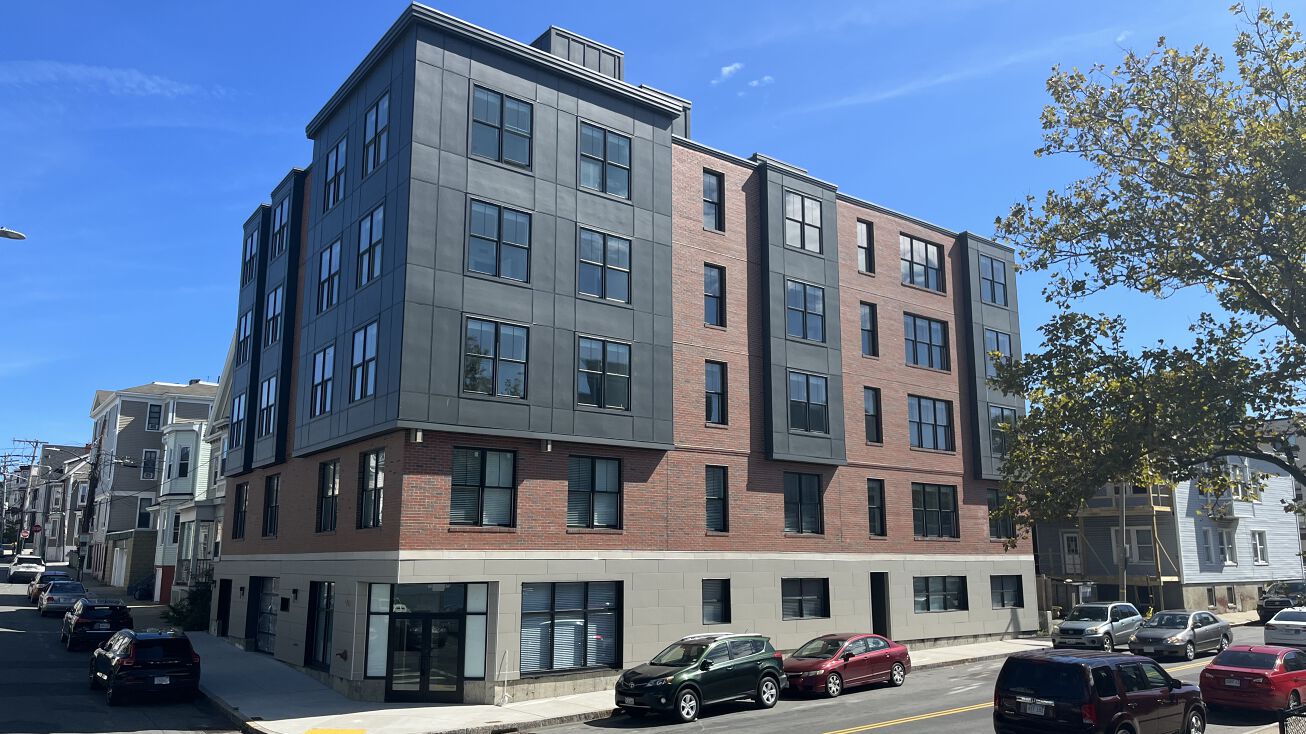 425 Border St, Boston, MA 02128