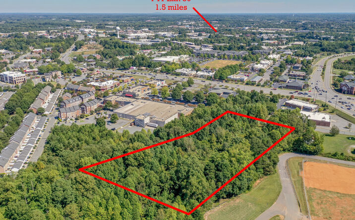 Pictures of Land property located at 158 Town Center Dr, Mooresville, NC 28117 for sales - image #1