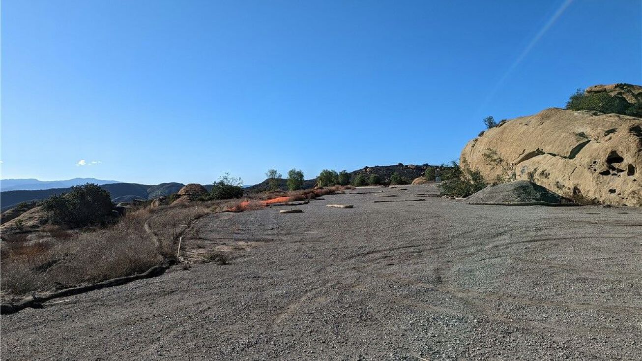 24668 Woolsey Canyon Rd, Canoga Park, CA 91304