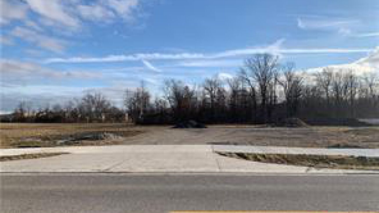 575 Cleveland Ave, Defiance, OH 43512