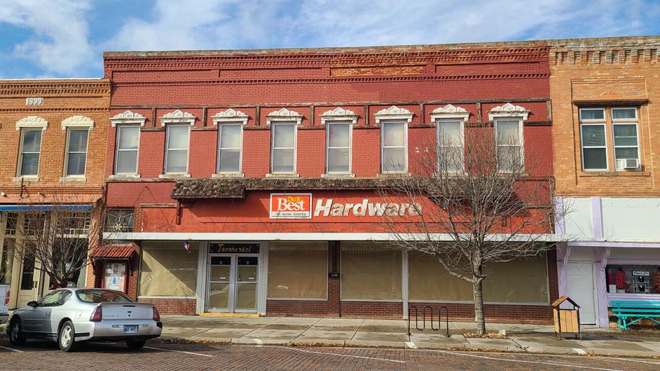 115 N Main St., KS 67456