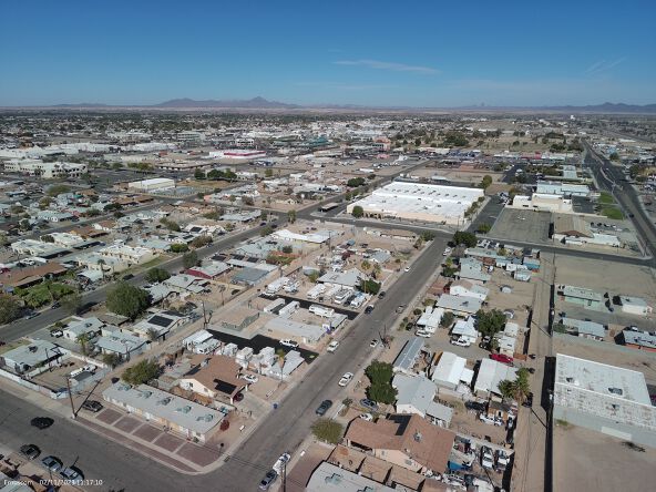 Pictures of Mobile Home Park, Multifamily property located at 1870 S Walnut Ave, Yuma, AZ 85364 for comps - image #1