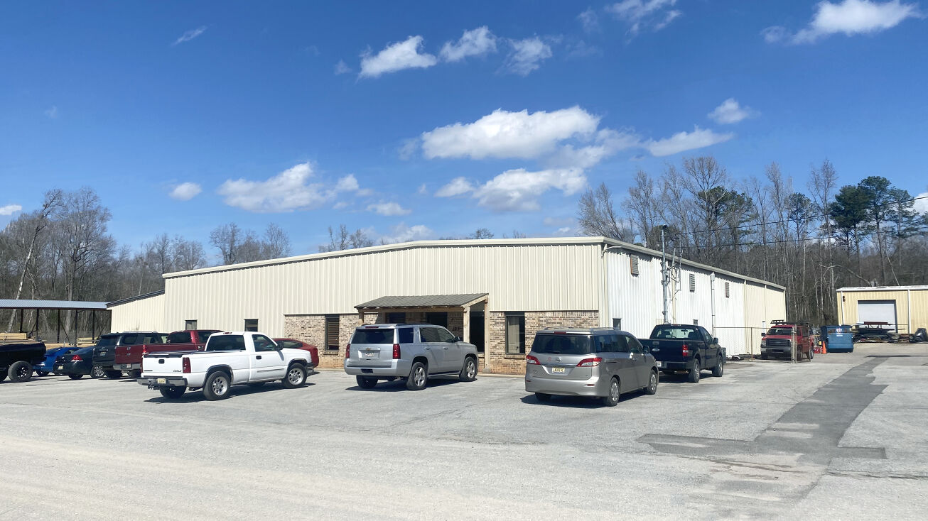 135 Belcher Dr, Pelham, AL 35124