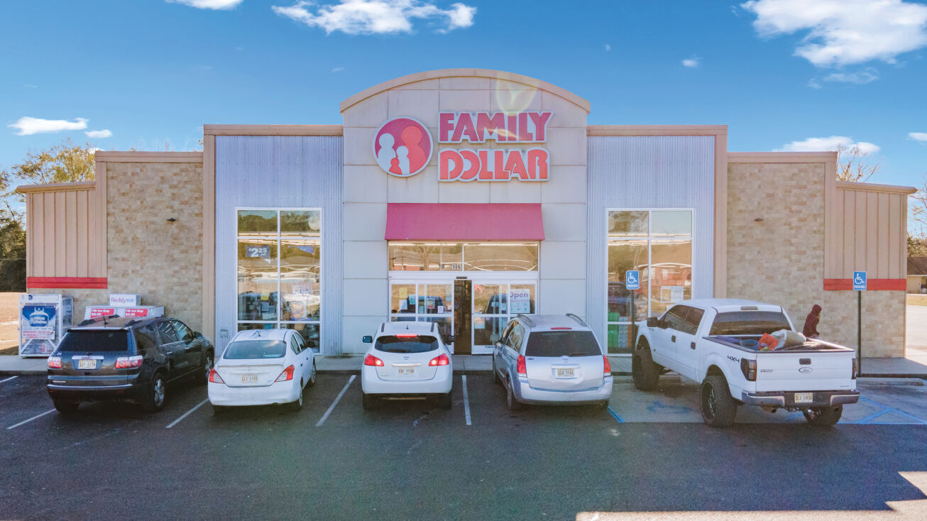 100 E Main Ave, Lumberton, MS 39455