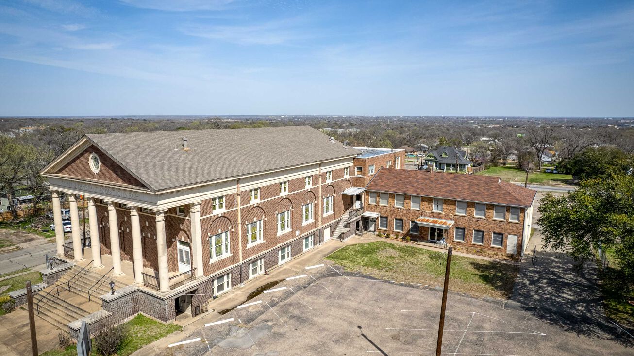 925 N 18th St, Waco, TX 76707