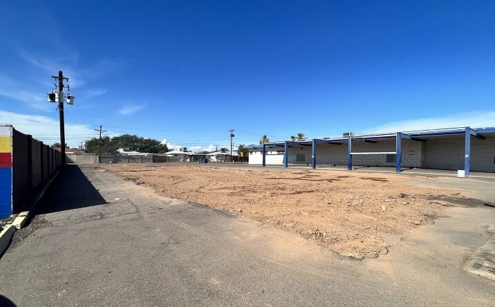 Pictures of Land property located at 3232 E McDowell Rd, Phoenix, AZ 85008 for sales - image #1