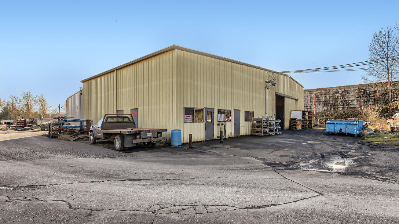 18500 SW Pacific Hwy, Tualatin, OR 97062