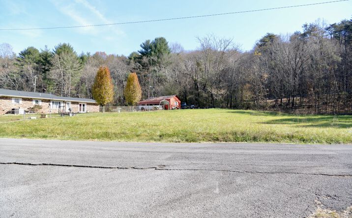 Pictures of Land property located at 177 S Pine St, Dayton, TN 37321 for sales - image #1