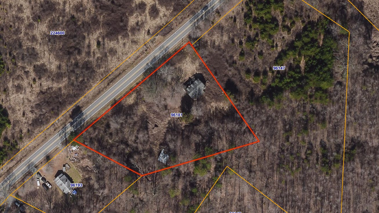 3514 Lewiston Rd, Greensboro, NC 27410