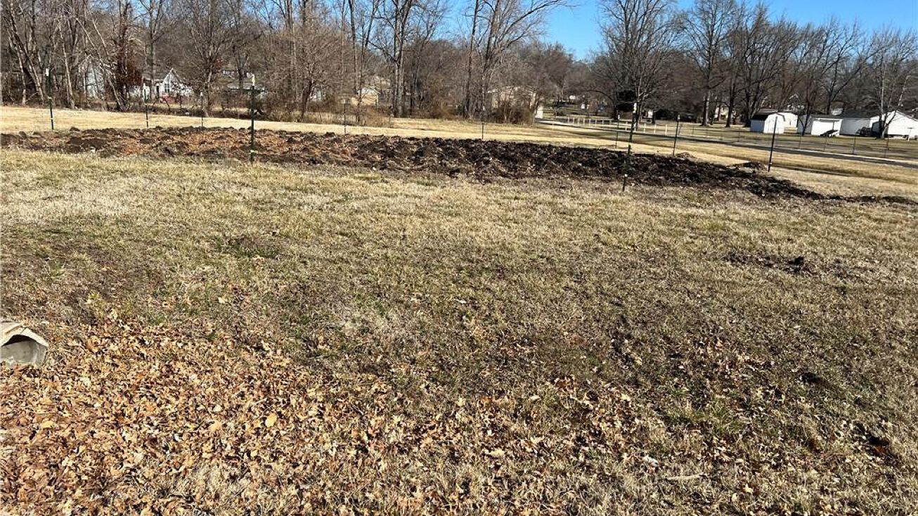 18710 E Truman Road, Independence, MO 64056