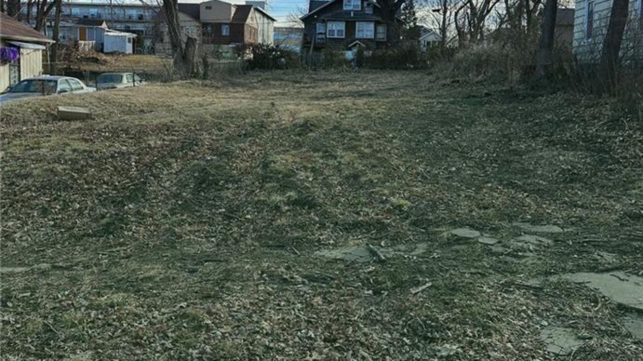 4135 Booth Street, Kansas City, KS 66103