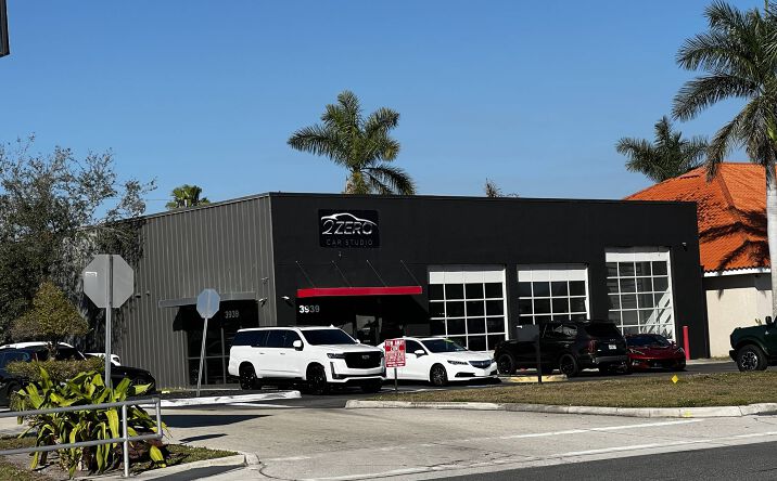 Pictures of Retail property located at 3939 Clark Rd, Sarasota, FL 34233 for sales - image #1