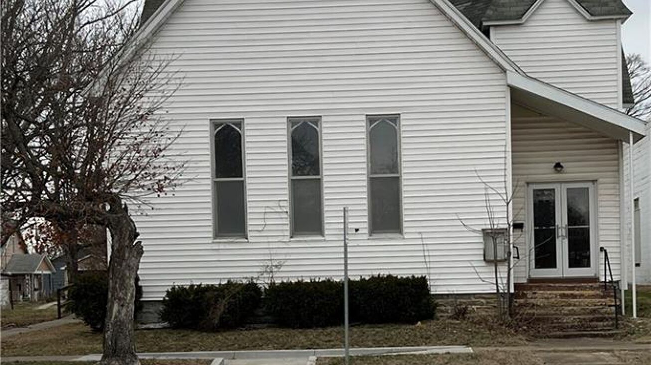 217 N Main Street N, El Dorado Springs, MO 64744