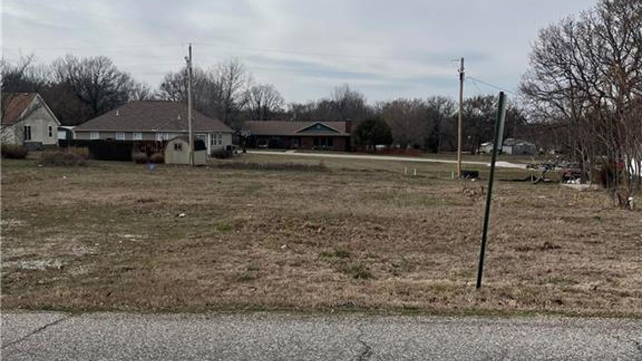 1704 S Wood Street, Galena, KS 66739