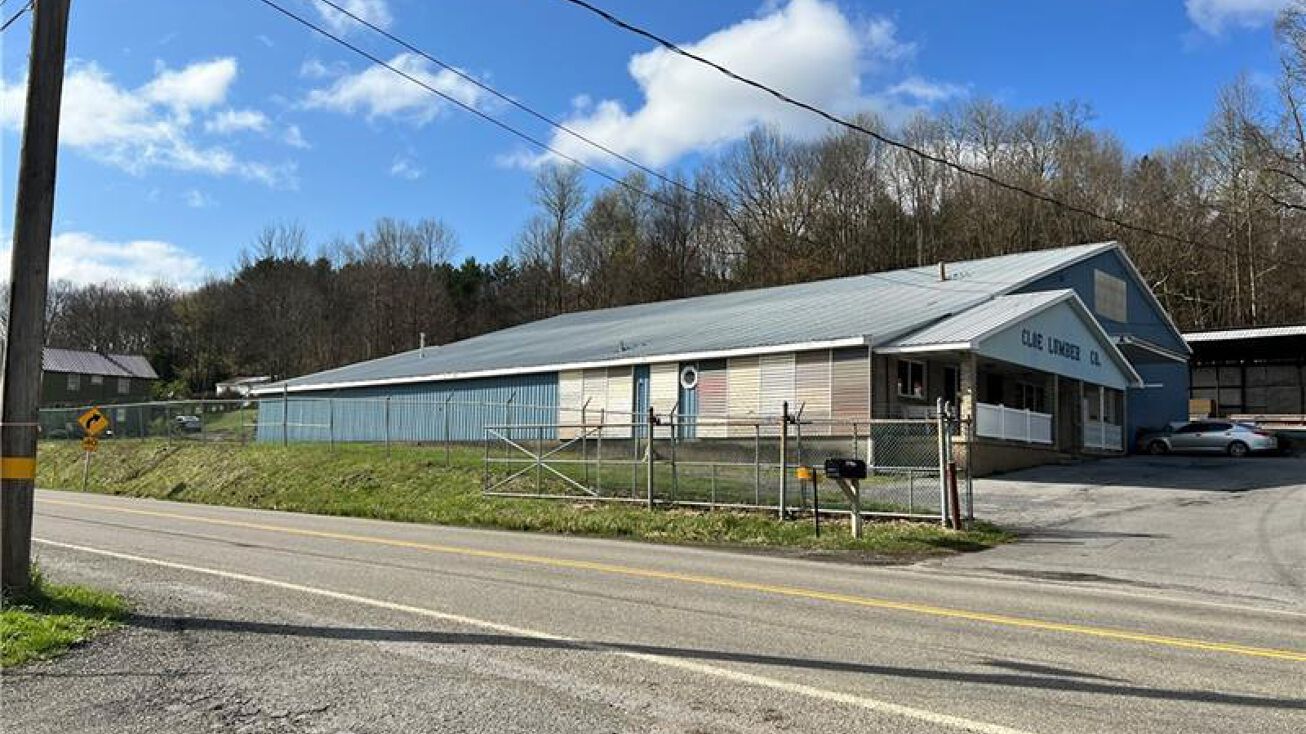 1785 Cloe Rossiter Rd, Punxsutawney, PA 15767