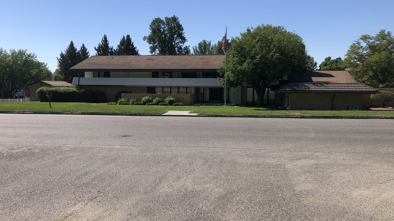 1848 Rimrock Rd, Billings, MT 59102