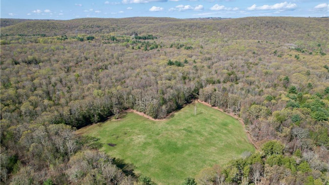 235 Granville Rd, Granby, CT 06060