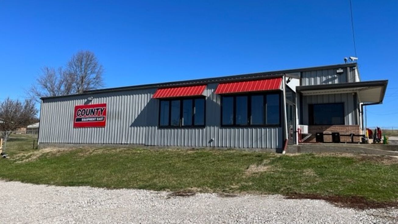 1319 Versailles Rd, Lawrenceburg, KY 40342 Retail Property for Sale