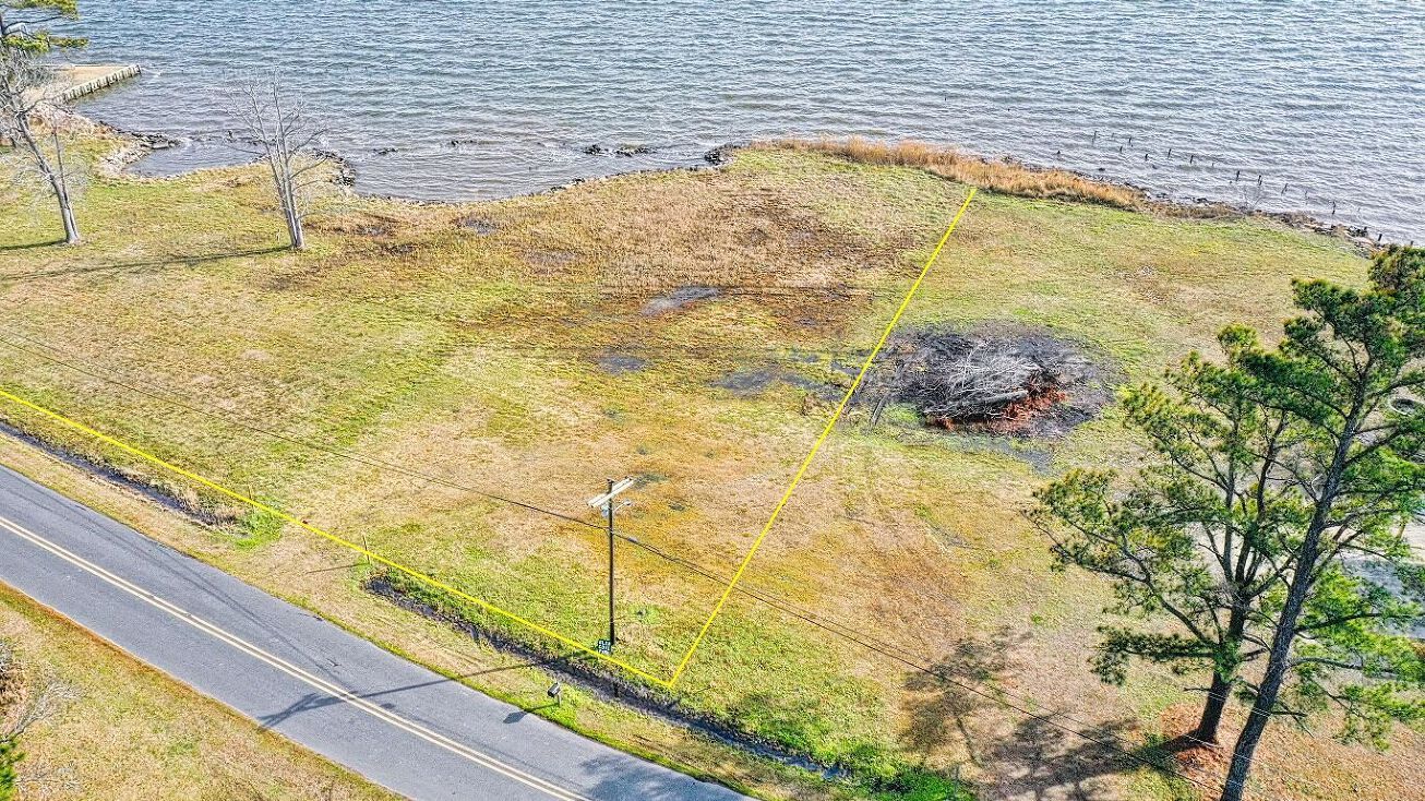 1000 Driftwood Dr, Elizabeth City, NC 27909