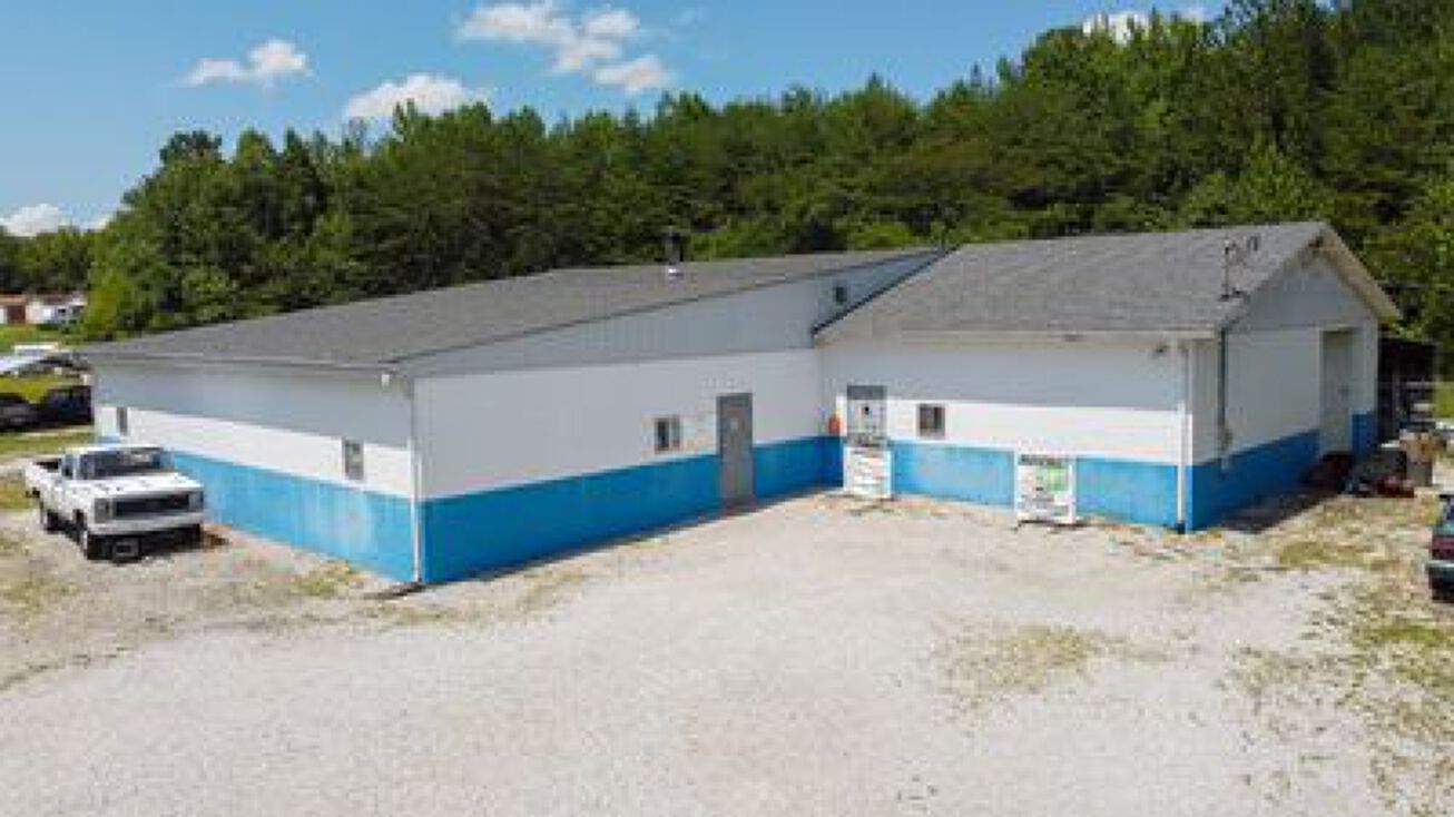 937 Gallaher Rd, Kingston, TN 37763