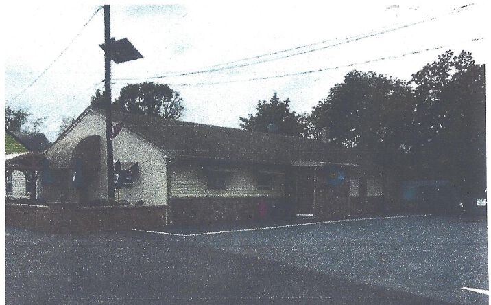 Pictures of Retail property located at 216 4th Street, Fieldsboro, NJ 08505 for sales - image #1