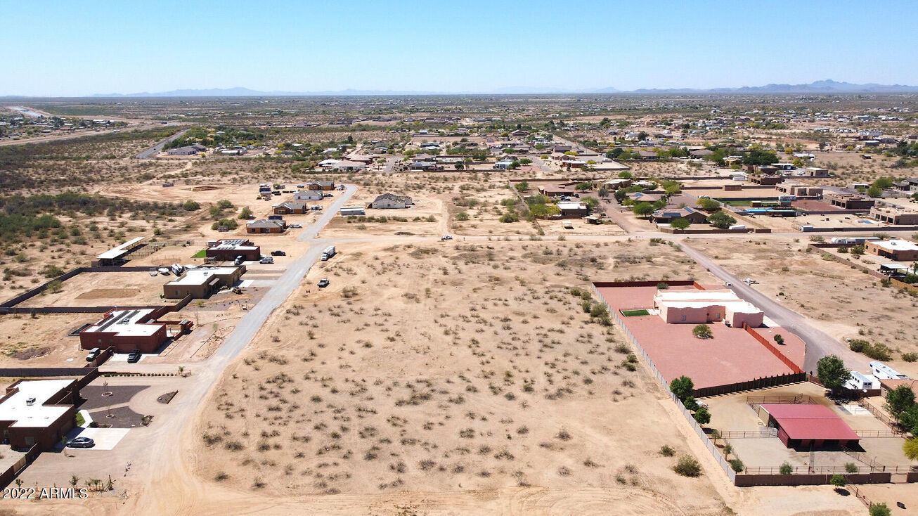 20100 Peak View Rd, Wittmann, AZ 85361