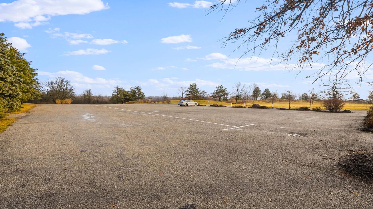 3482 Co Rd 10, Bellefontaine, OH 43311