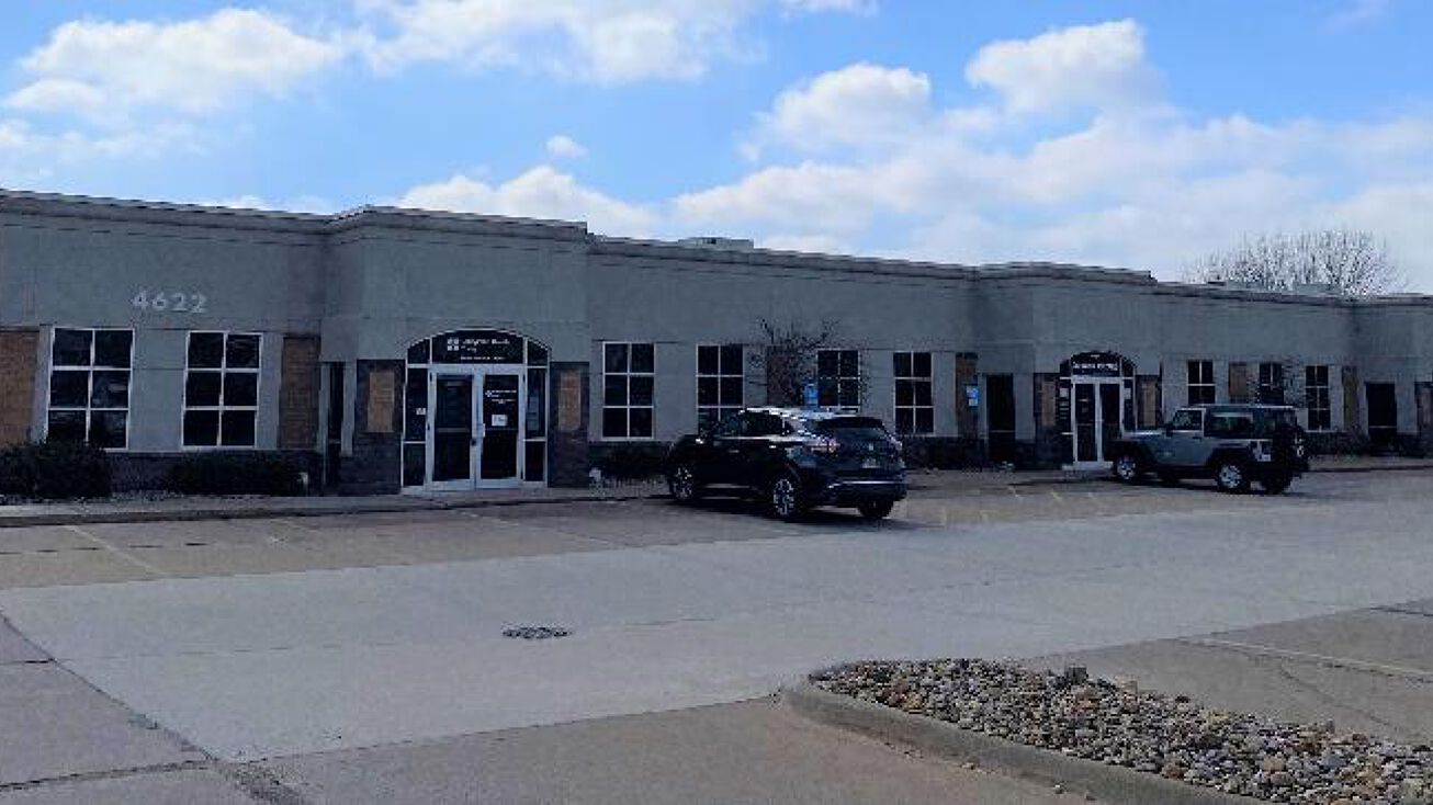 4622 Progress Drive Suite C, Davenport, IA 52807 Retail Property for Sale 4622 Progress