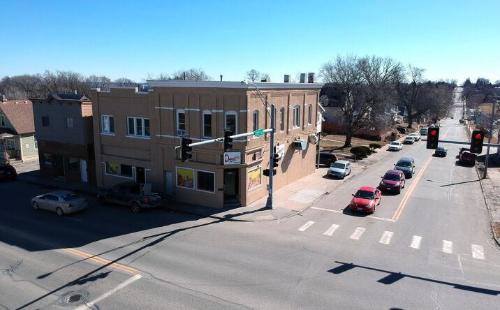 Pictures of Retail, Mixed Use property located at 1919 Missouri Ave, Omaha, NE 68107 for comps - image #1