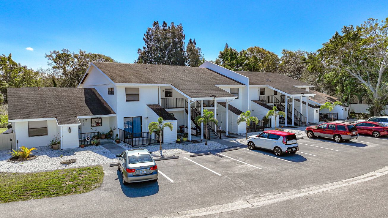 4062 Lake Forest Dr, Sarasota, FL 34233