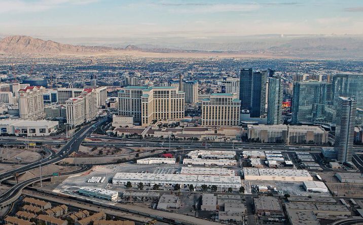 Pictures of Land property located at Southwest corner of Dean Martin Dr. and Hotel Rio Dr, Las Vegas, NV 89103 for sales - image #1
