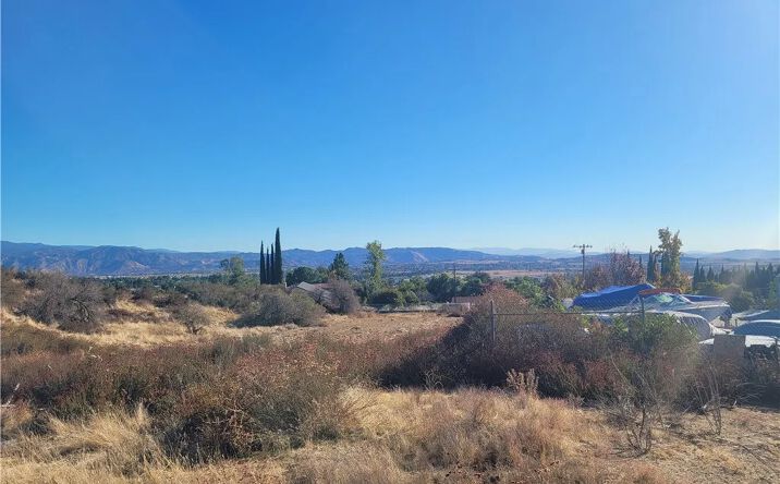Pictures of Land property located at Lofty, Cherry Valley, CA 92223 for sales - image #1