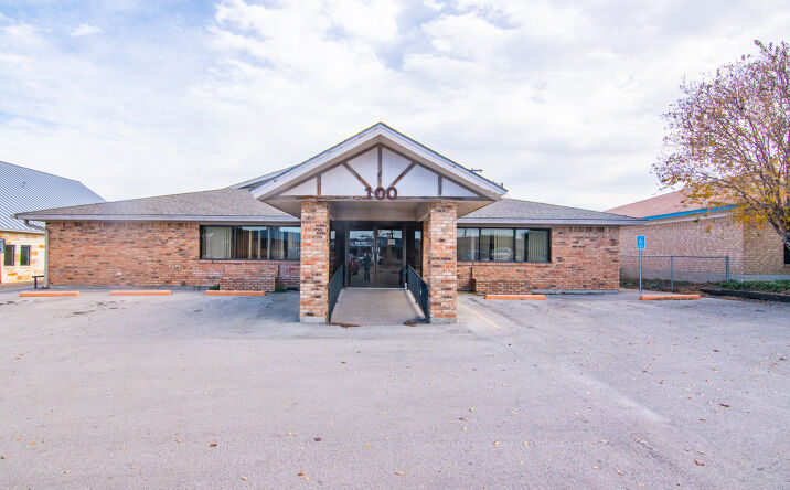 Pictures of Office property located at 100 S Park Dr, Brownwood, TX 76801 for sales - image #1