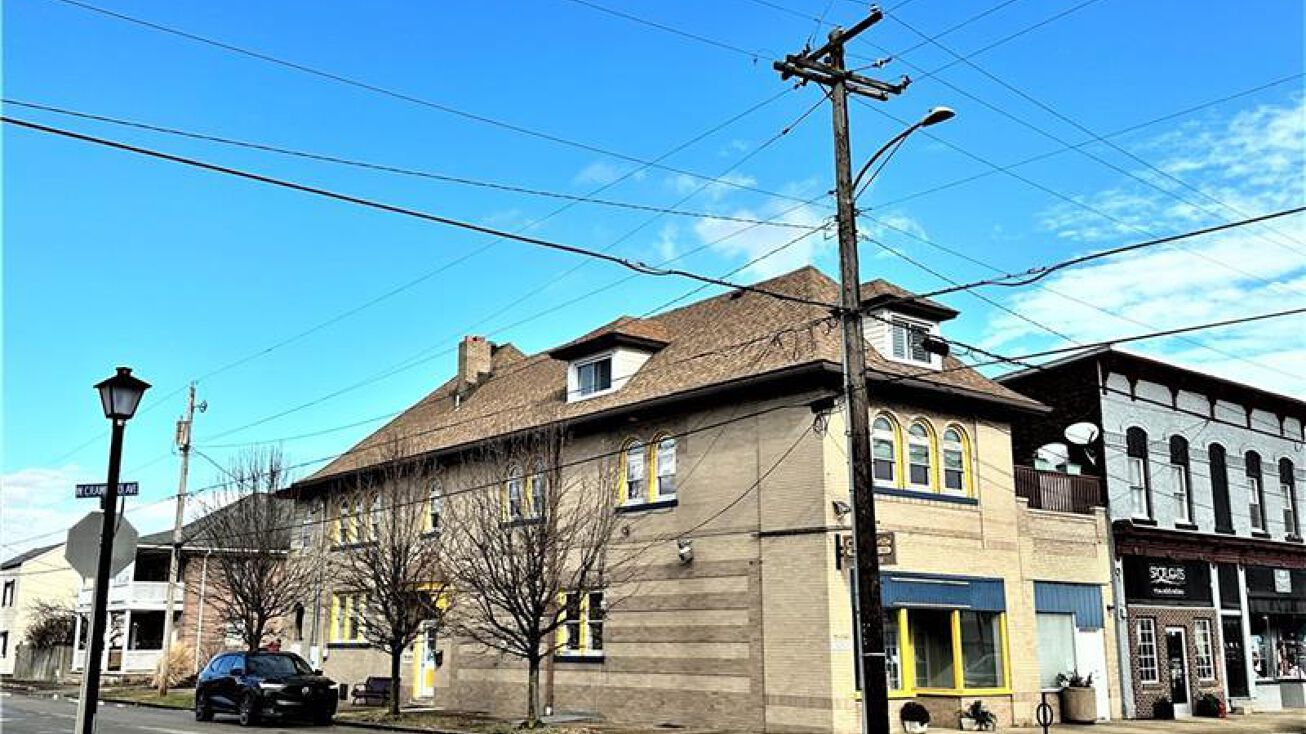 Pictures of Retail property located at 316 W Crawford Ave, Connellsville, PA 15425 for sales - image #1