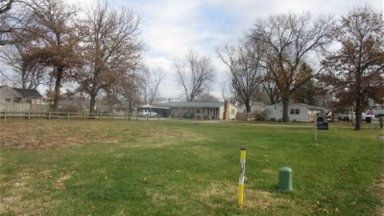 908 Burton Kirksville, Kirksville, MO 63501