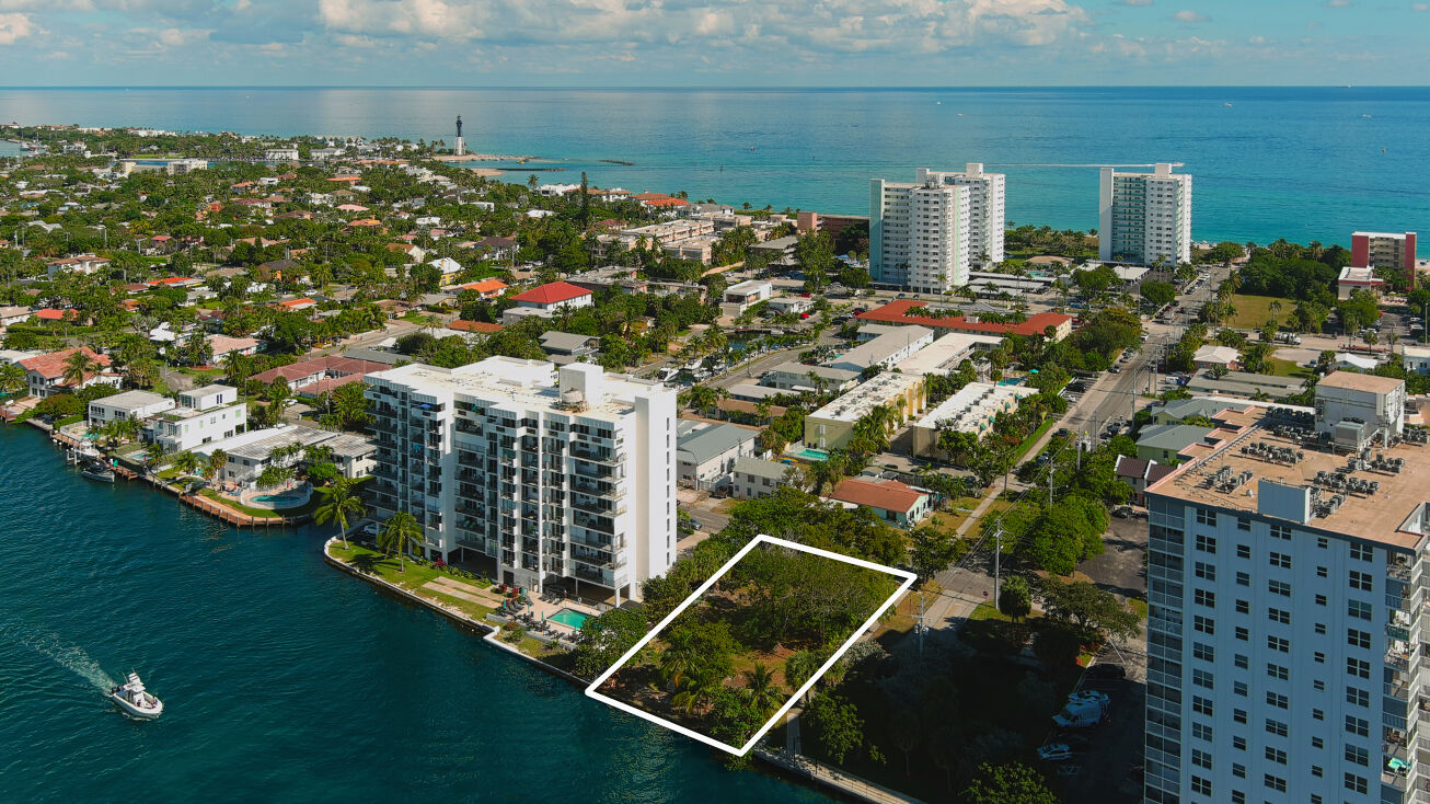 1601 N Riverside Dr, Pompano Beach, FL 33062