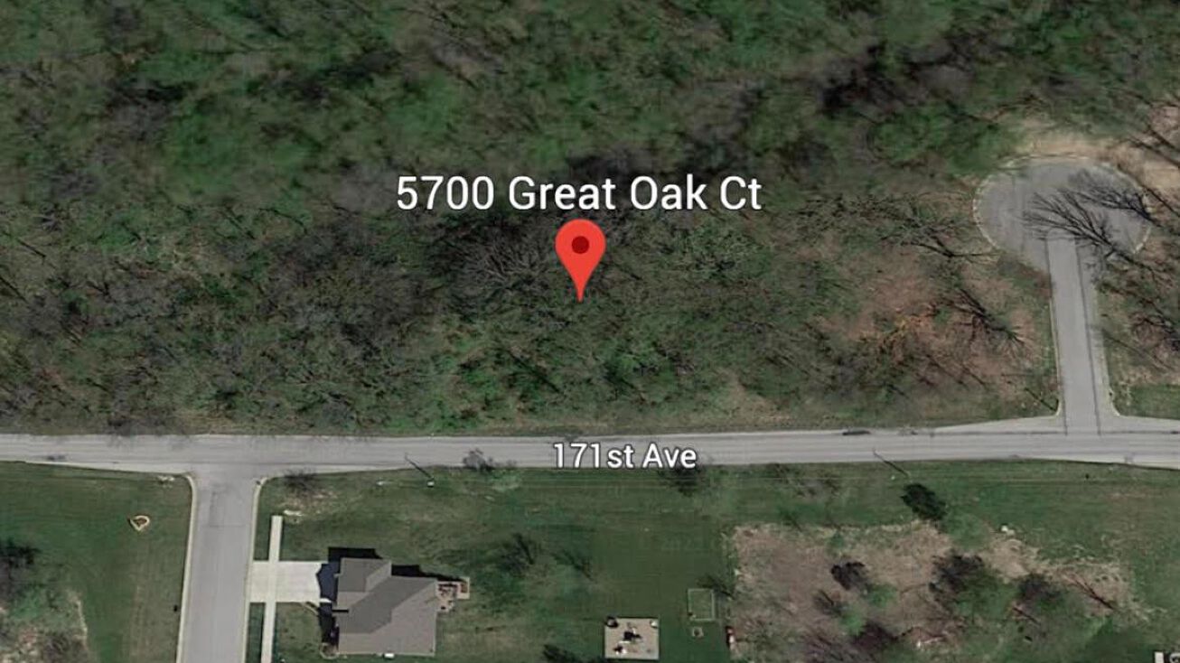 5700 Great Oak Ct, Lowell, IN 46356