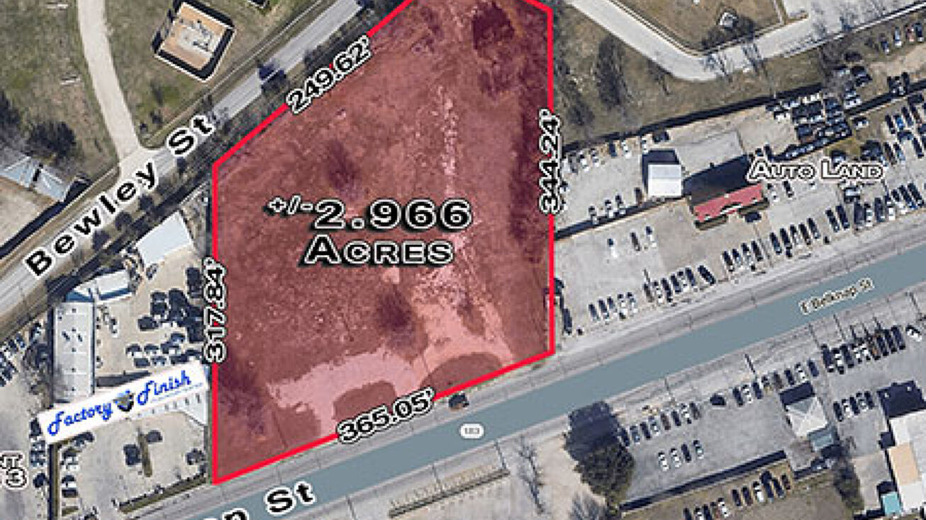 5833 E Belknap St, Haltom City, TX 76117