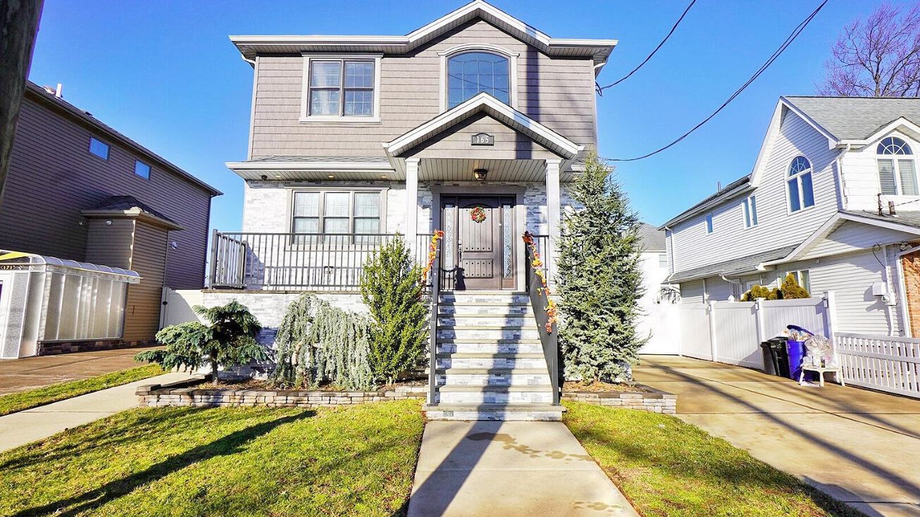 165 Sheldon Ave, Staten Island, NY 10312