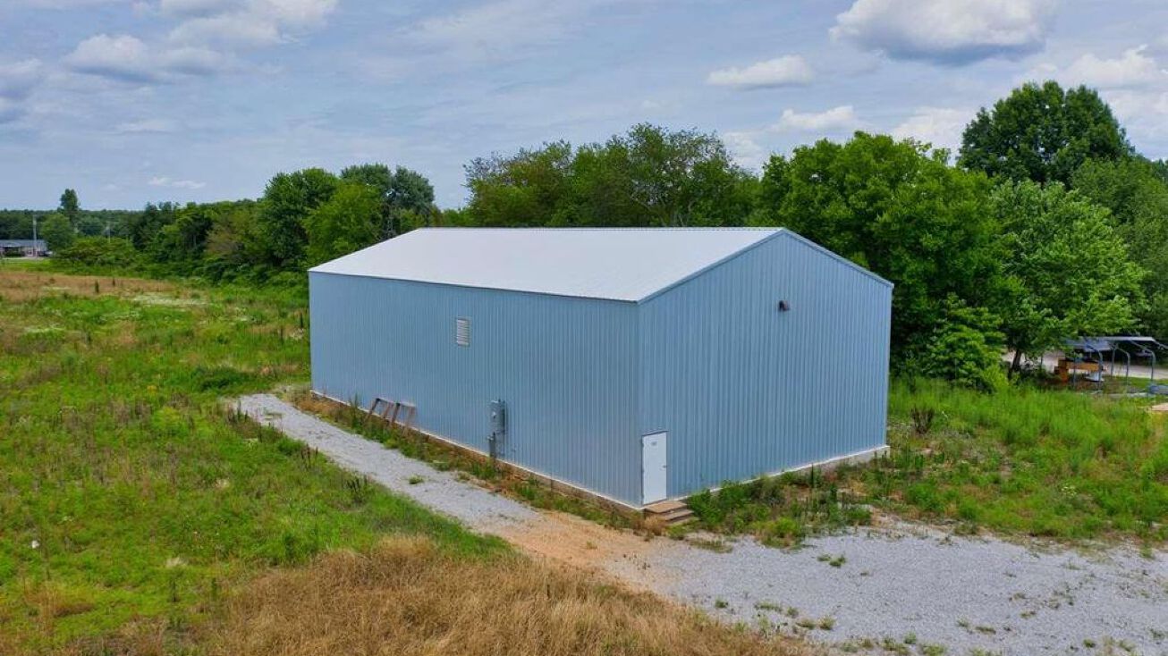 201 Lacy Cir, Toney, AL 35773