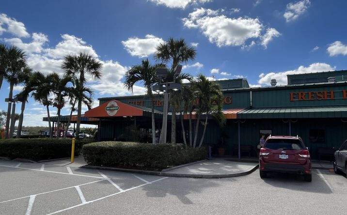 Pictures of Industrial, Mixed Use, Retail property located at 14601 6 Mile Cypress Pkwy, Fort Myers, FL 33912 for sales - image #1