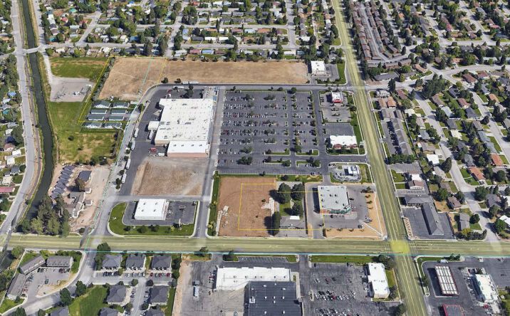 Pictures of Land property located at 1635 1st St, Idaho Falls, ID 83401 for comps - image #1