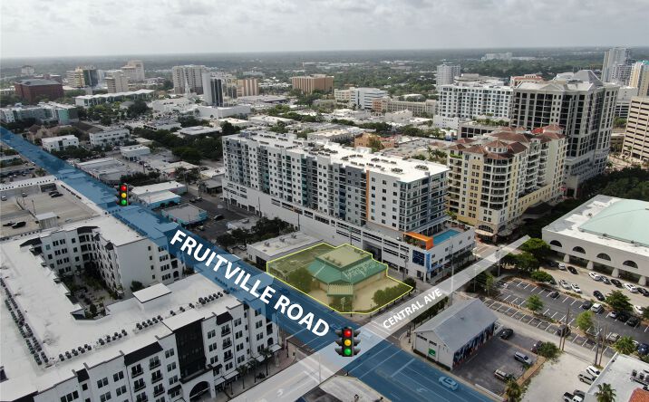 Pictures of Land property located at 1400 Fruitville Rd, Sarasota, FL 34236 for sales - image #1