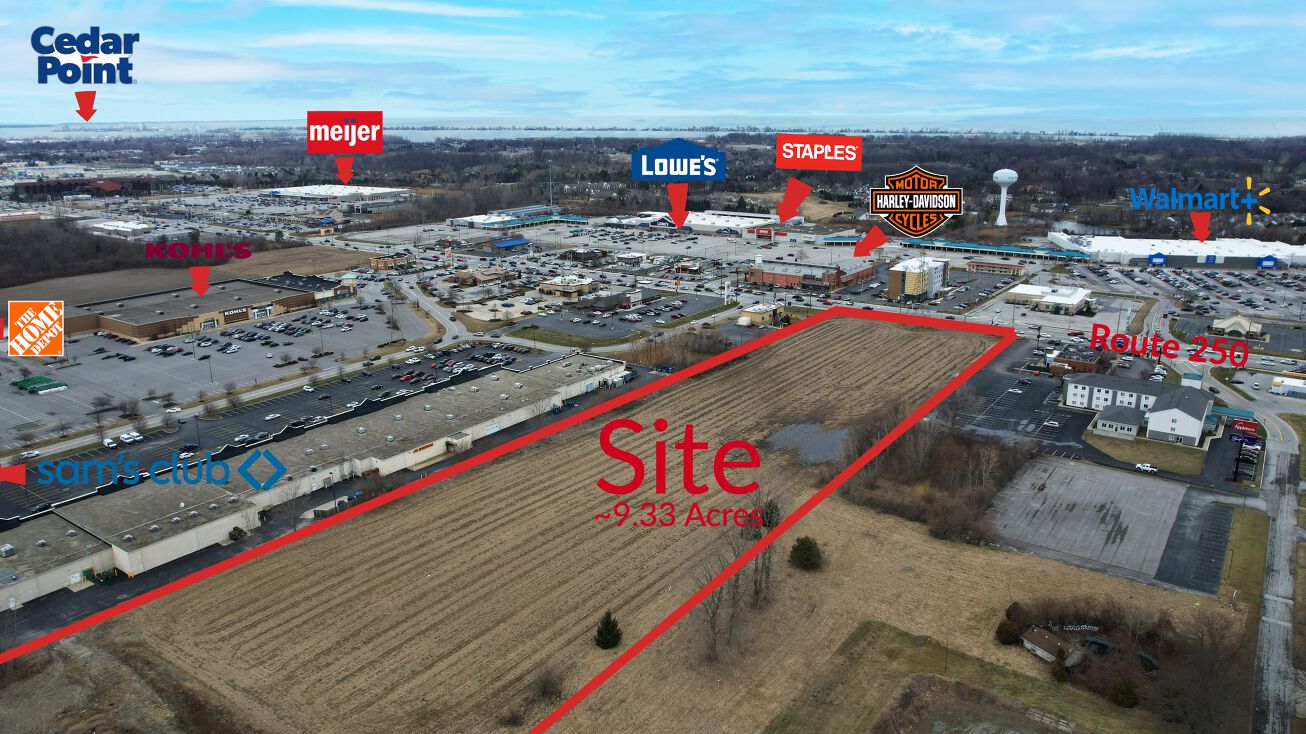 5405 Milan Rd, Sandusky, OH 44870