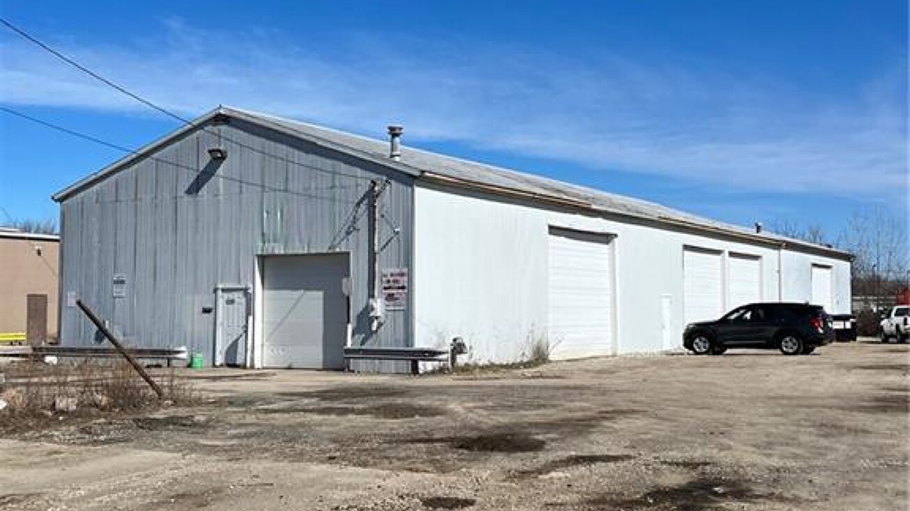 1735 Iowa Ave, Lorain, OH 44052