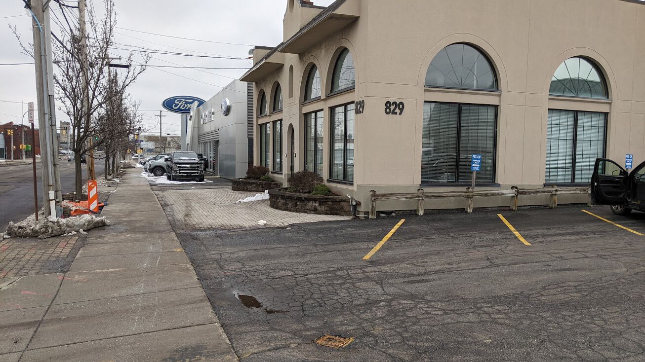 829 W Genesee St, Syracuse, NY 13204 Office Property for Sale 829